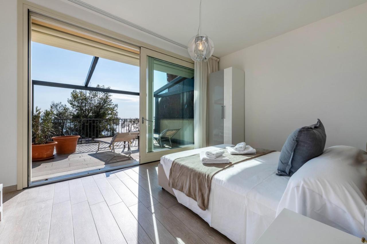 Residence Virgilio Green Toscolano Maderno Bagian luar foto