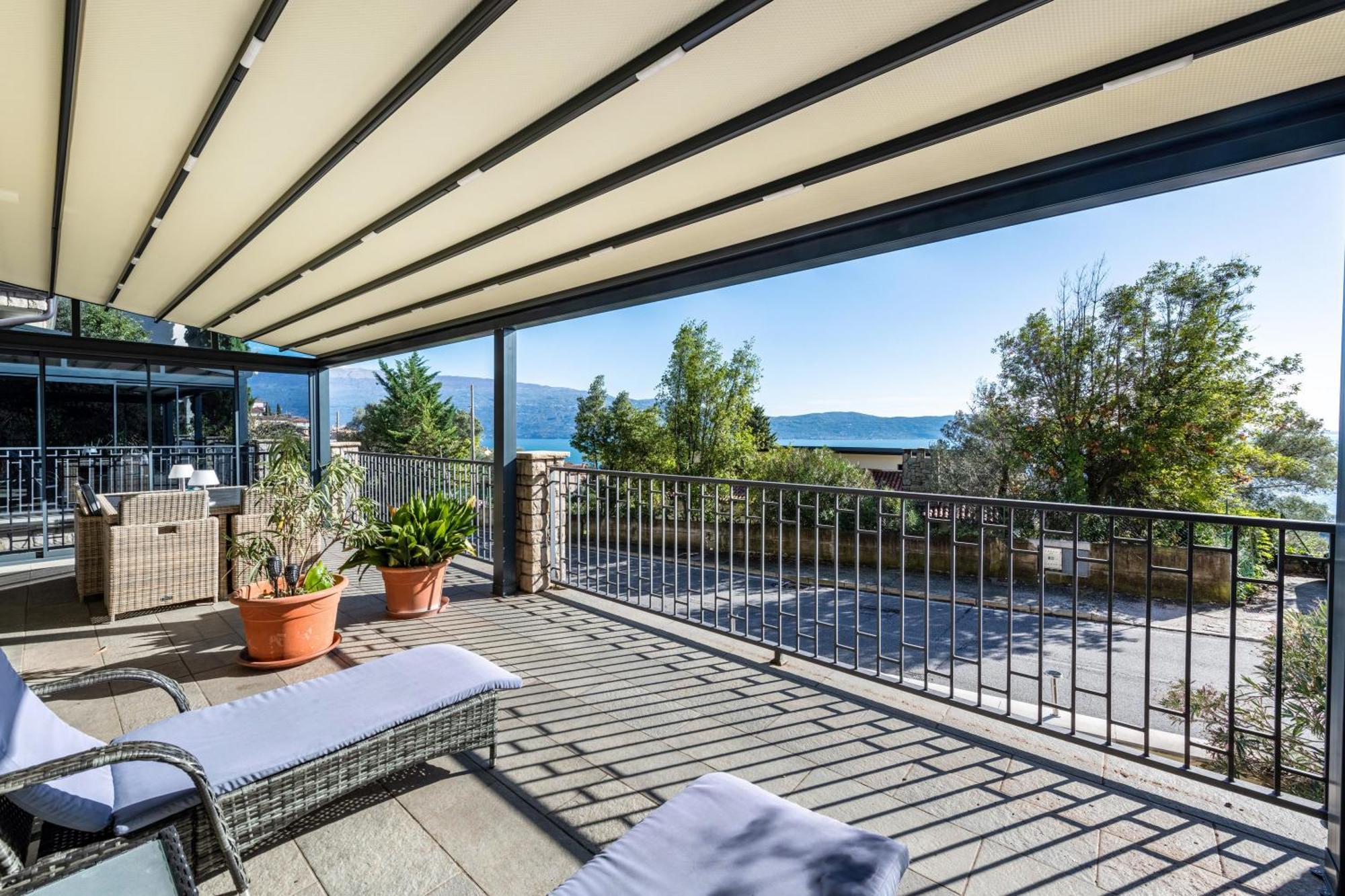 Residence Virgilio Green Toscolano Maderno Bagian luar foto